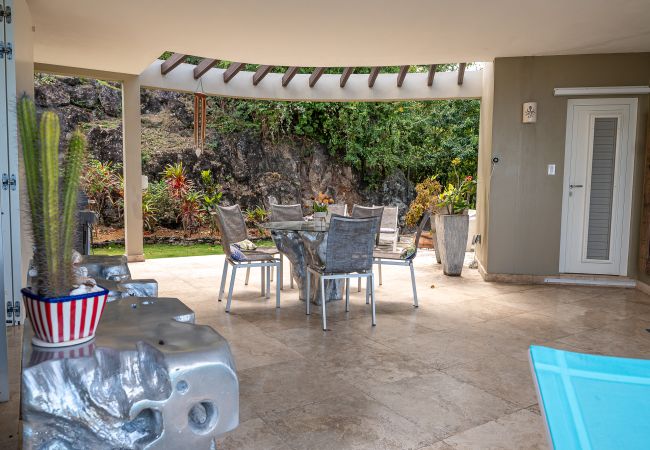 Villa in Jolly Harbour - Spectacular Hillside Retreat Villa in Jolly Harbour - Spectacular Hillside Retreat