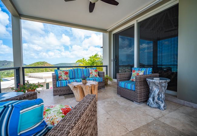 Villa in Jolly Harbour - Spectacular Hillside Retreat Villa in Jolly Harbour - Spectacular Hillside Retreat