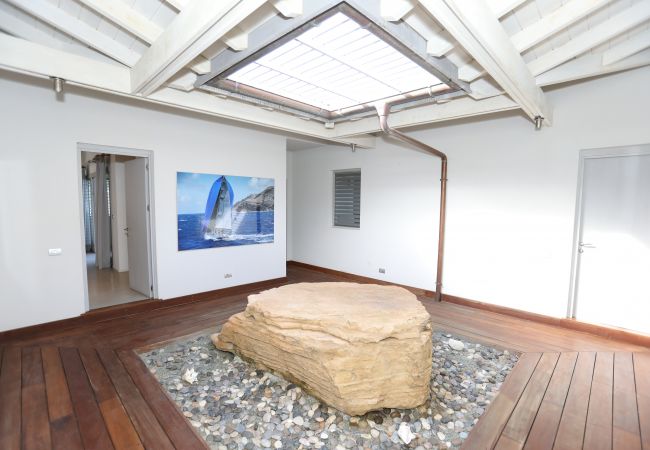 Villa in Five Island Village - VIP Stunning Hilltop Sanctuary Villa in Five Island Village - VIP Stunning Hilltop Sanctuary