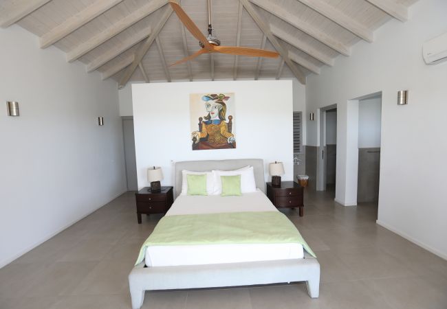 Villa in Five Island Village - VIP Stunning Hilltop Sanctuary Villa in Five Island Village - VIP Stunning Hilltop Sanctuary