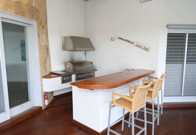 Villa in Five Island Village - VIP Stunning Hilltop Sanctuary Villa in Five Island Village - VIP Stunning Hilltop Sanctuary