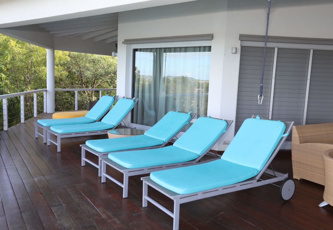 Jacuzzi, infinity pool, modern family holiday home, Galley Bay, Antigua