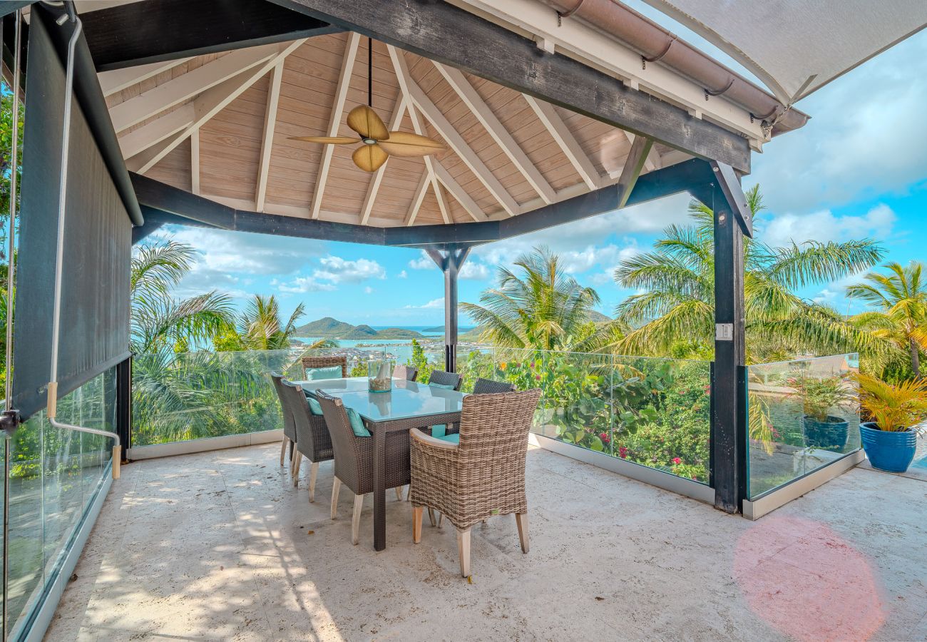 Villa in Jolly Harbour - Exceptional Hillside Haven