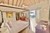 Villa in Jolly Harbour - Exceptional Hillside Haven Villa in Jolly Harbour - Exceptional Hillside Haven