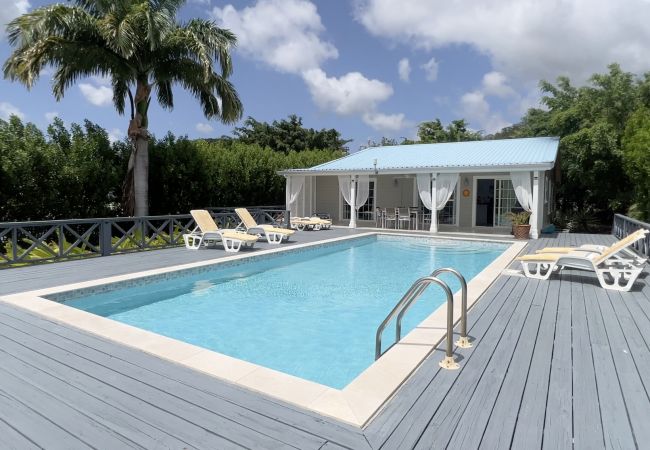 Villa/Dettached house in Jolly Harbour - Comfortable Four Bedroom Spacious Villa With Private Pool