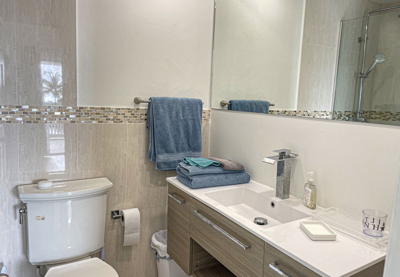 Airy ensuite bathroom at Jolly Harbour villa rentals