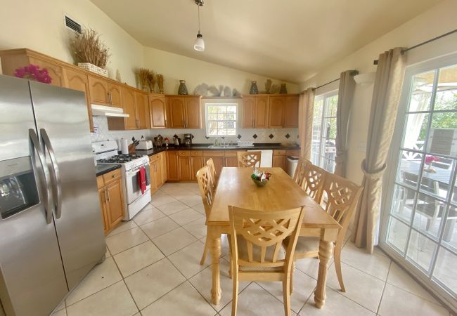 Fully equipped kitchen, Central air-conditioning with Private pool at Harbour View villa rentals 