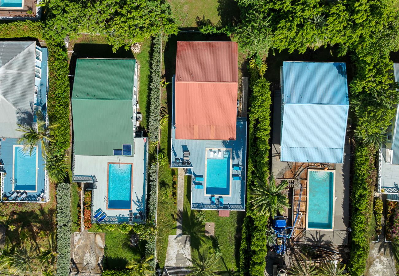 Villa in Jolly Harbour - Serene Poolside Sanctuary Villa in Jolly Harbour - Serene Poolside Sanctuary