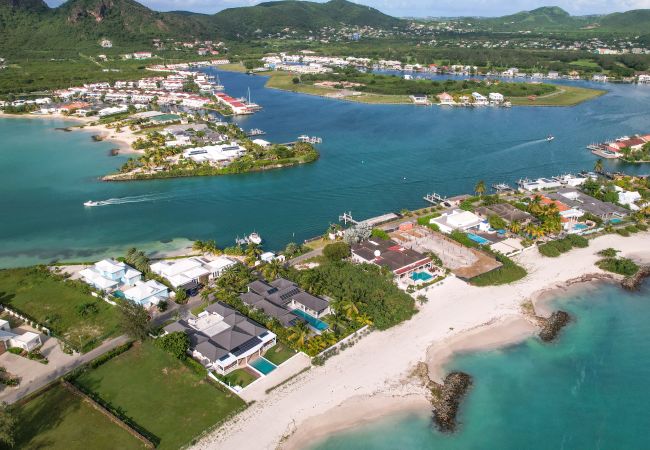 Villa in Jolly Harbour - VIP Breathtaking Beach House  Villa in Jolly Harbour - VIP Breathtaking Beach House