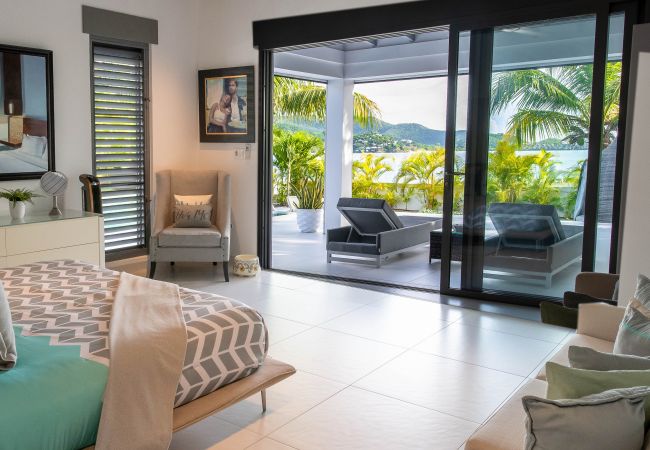 Villa in Jolly Harbour - VIP Breathtaking Beach House  Villa in Jolly Harbour - VIP Breathtaking Beach House