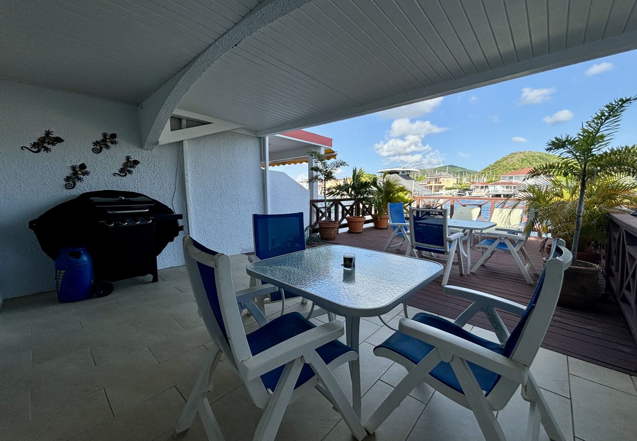 Villa in Jolly Harbour - Delightful Waterfront Villa