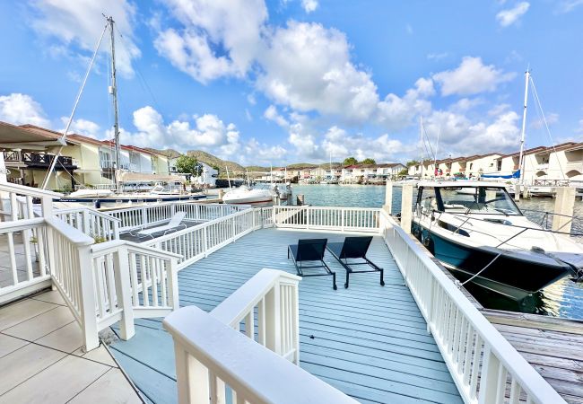 Villa in Jolly Harbour - Enchanting Waterfront Villa Villa in Jolly Harbour - Enchanting Waterfront Villa