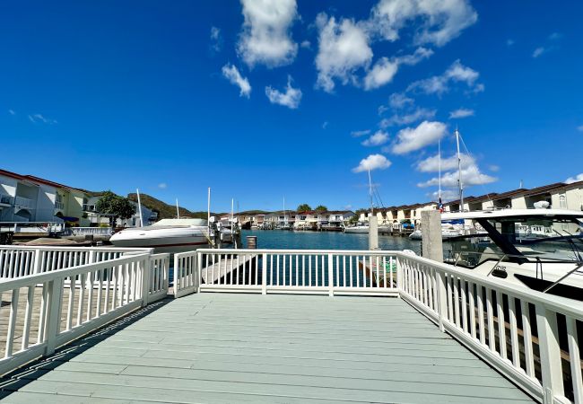 Villa in Jolly Harbour - Enchanting Waterfront Villa Villa in Jolly Harbour - Enchanting Waterfront Villa