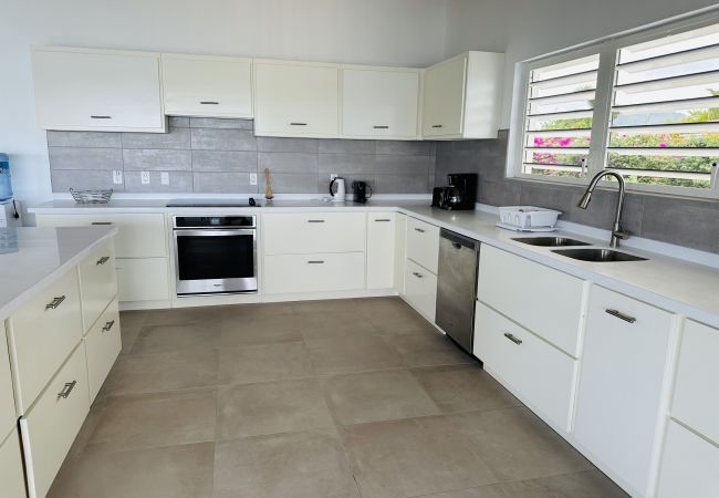 Villa in Jolly Harbour - Glorious Waterfront Villa Villa in Jolly Harbour - Glorious Waterfront Villa