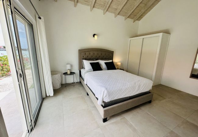 Villa in Jolly Harbour - Glorious Waterfront Villa Villa in Jolly Harbour - Glorious Waterfront Villa