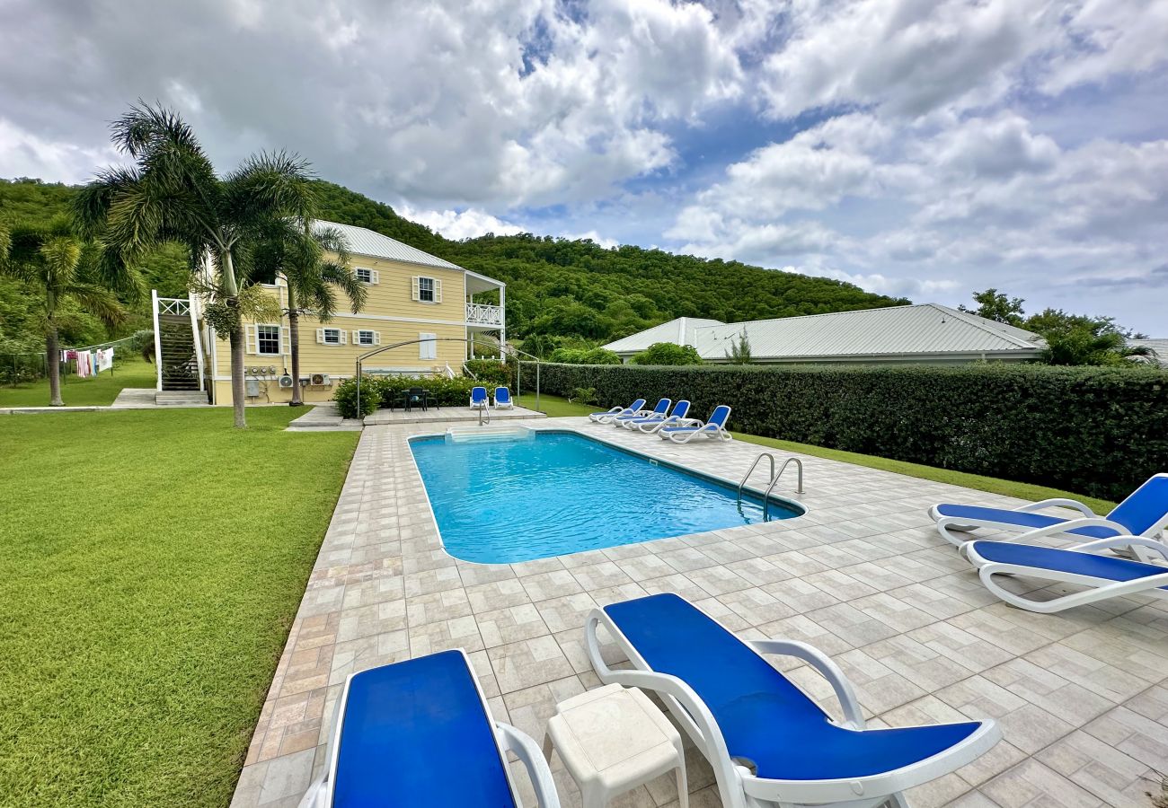 Villa in Jolly Harbour - Two Bed Apartment with Communal pool 