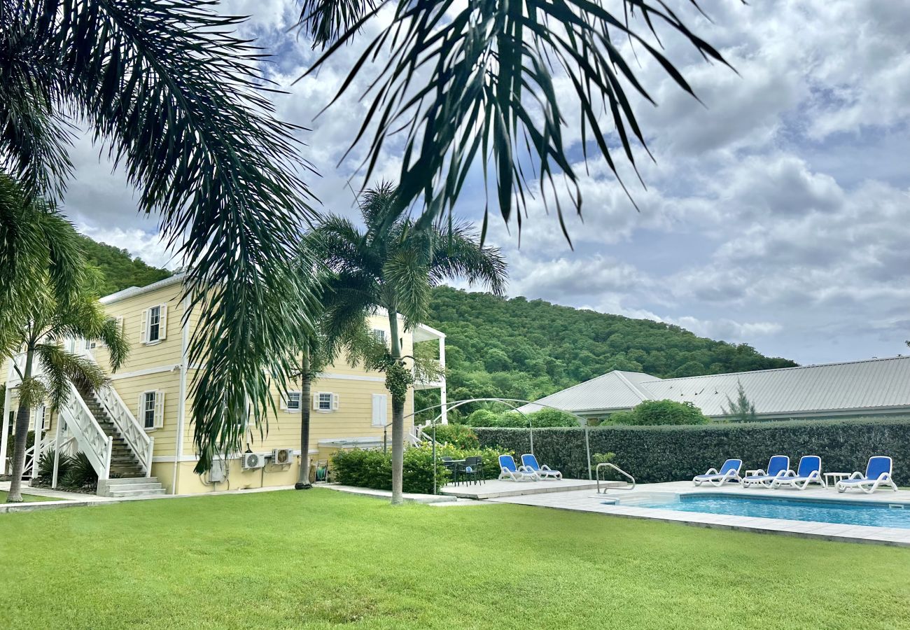 Villa in Jolly Harbour - Two Bed Apartment with Communal pool 