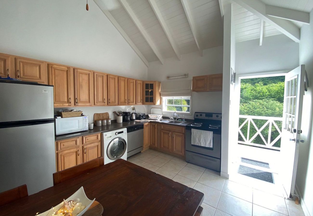 Villa in Jolly Harbour - Two Bed Apartment with Communal pool 
