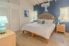 Villa in Jolly Harbour - Idyllic Tropical Retreat Villa in Jolly Harbour - Idyllic Tropical Retreat