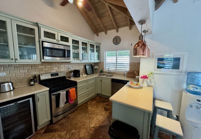 Villa in English Harbour - Luxury Caribbean Paradise  Villa in English Harbour - Luxury Caribbean Paradise