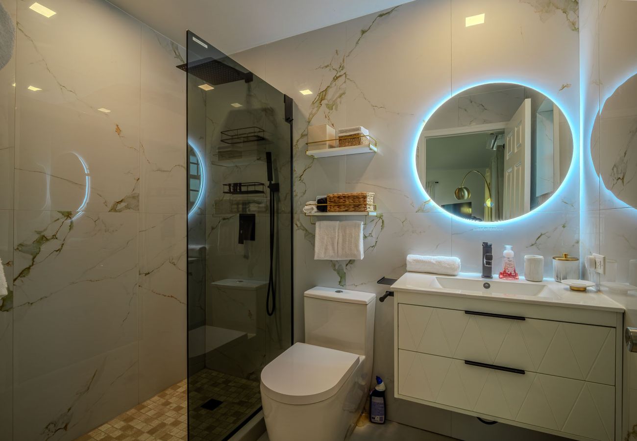 Villa in Jolly Harbour - Boutique Barefoot Luxury