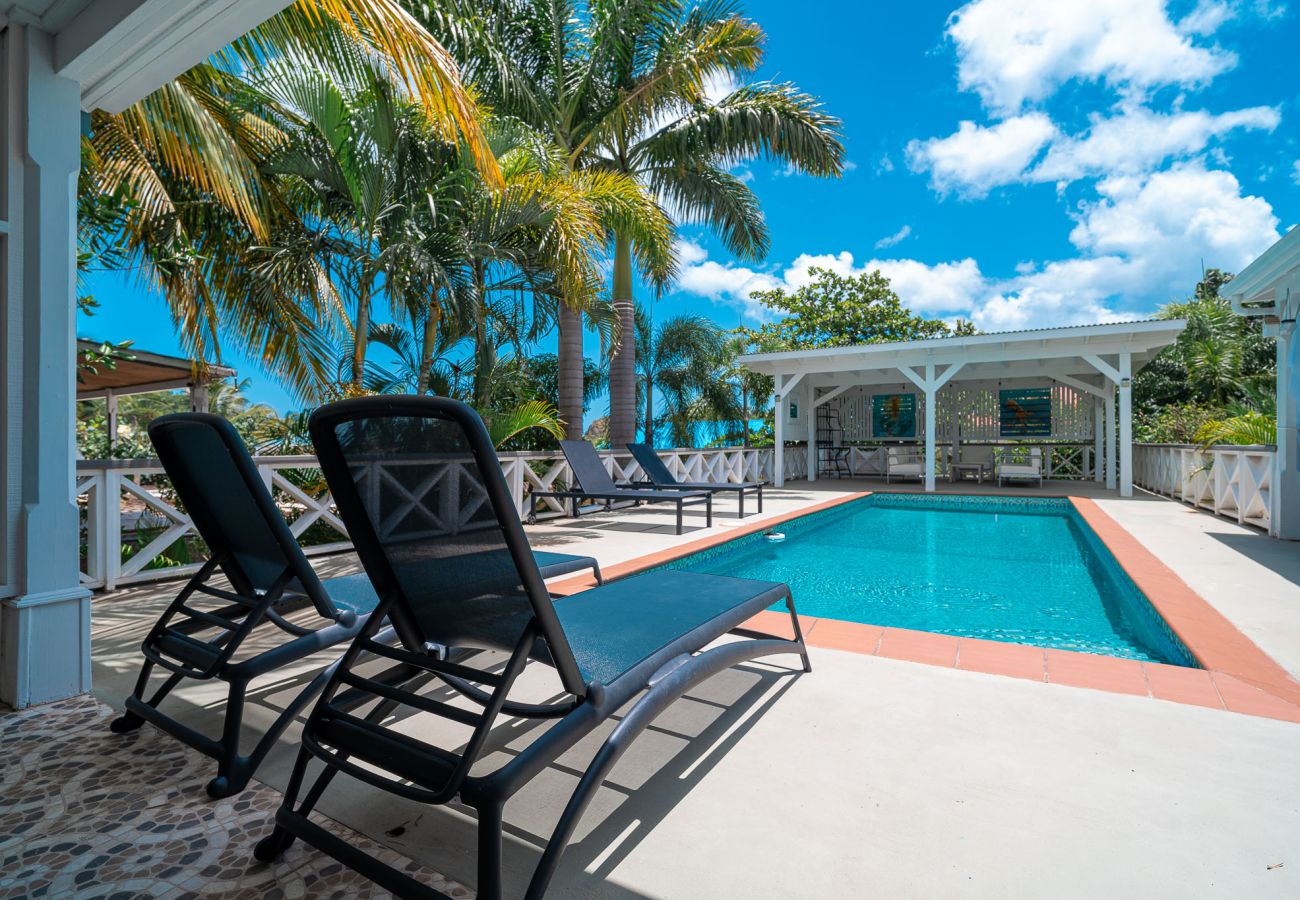 Villa in Jolly Harbour - Private Pool Tropical Escape