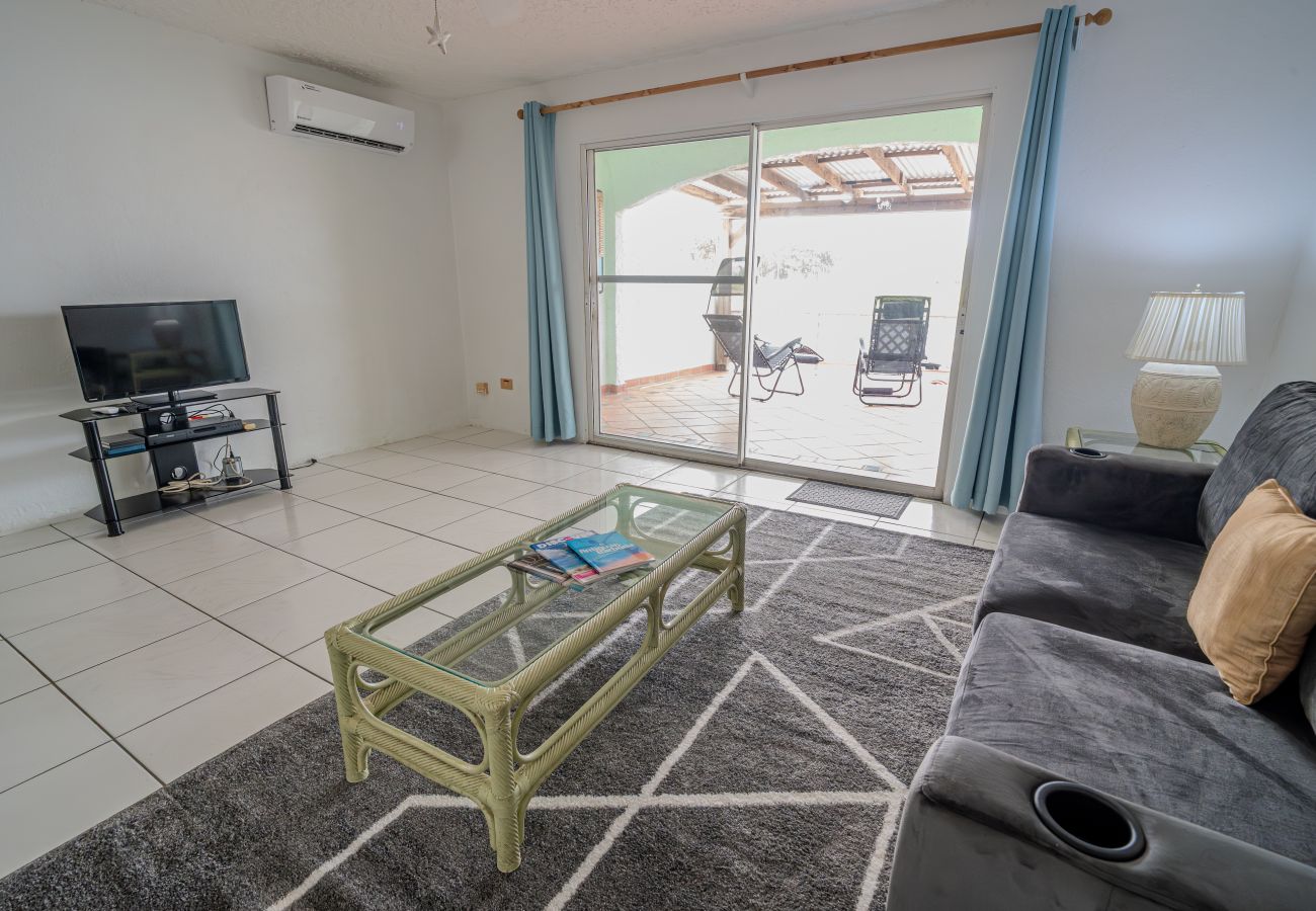 Villa in Jolly Harbour - Convenient Waterfront Villa