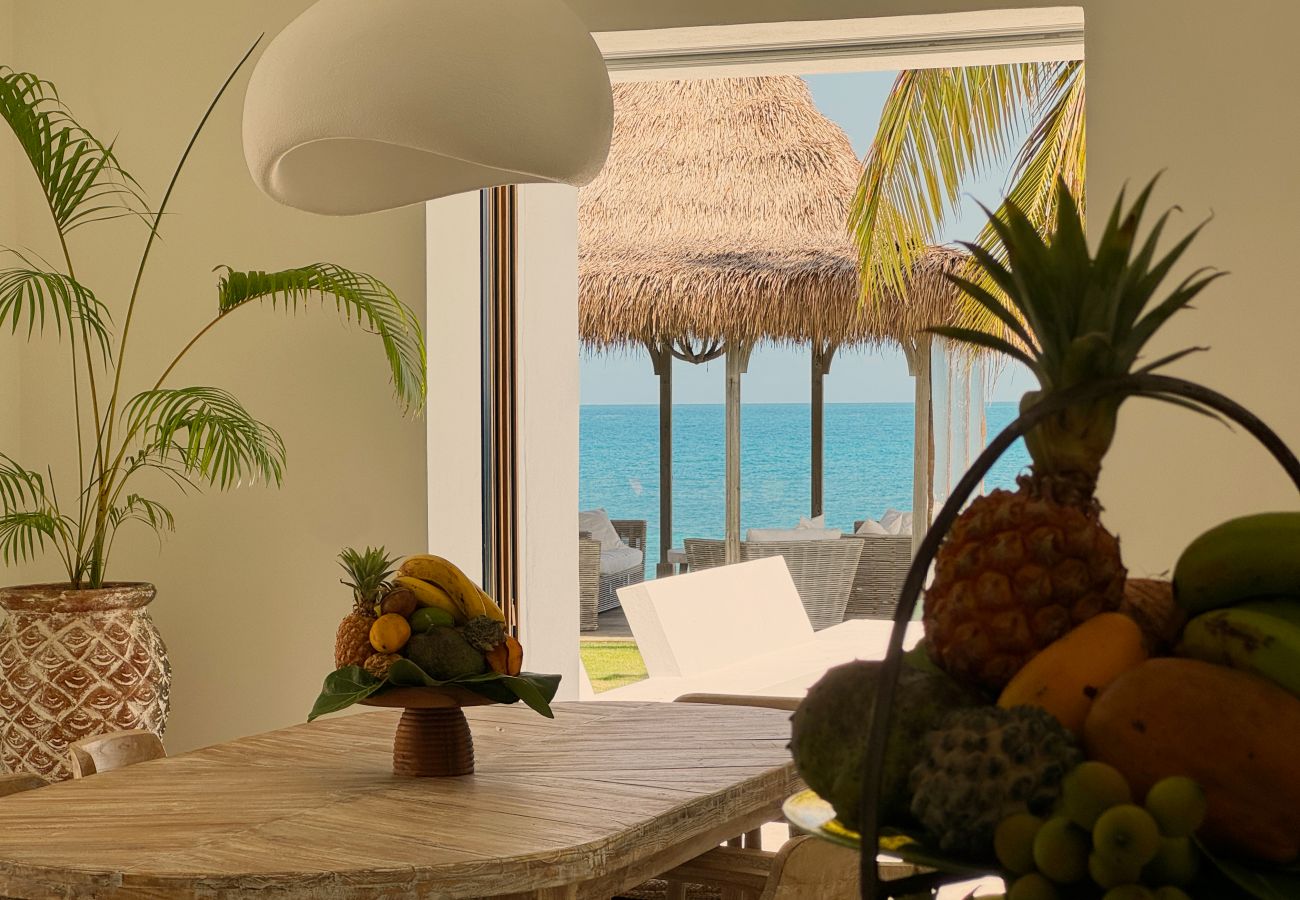 Villa in Crosbies - Refined Ocean Hideaway 