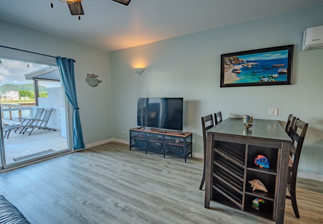 Villa in Jolly Harbour - Modern Luxury Escape