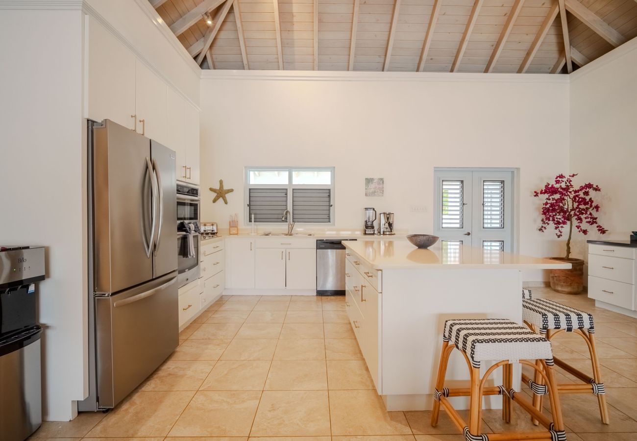 Villa in Jolly Harbour - Villa Flora