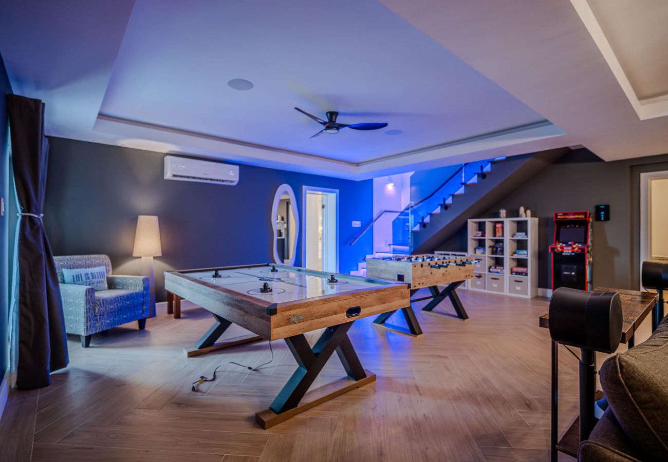 Villa in Jolly Harbour - High Ground Villa 